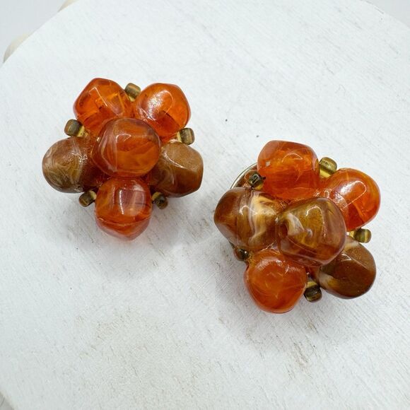 KRAMER Vintage Orange Beaded Floral Earrings Clip On Clustered Gold Tone Classic - Picture 1 of 11
